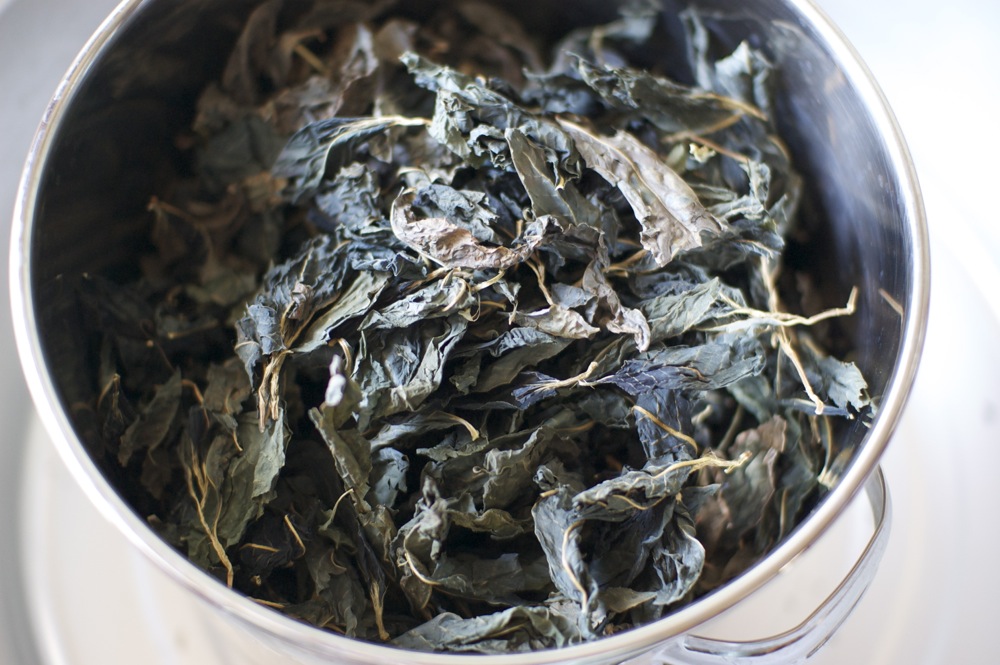藍の乾燥葉 藍の乾燥葉